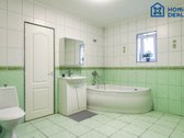 Didelis, trijų aukštų namas apsuptas pušynų - nuotraukos Nr. 27