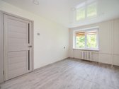 Parduodamas Jaukus 2 Kambarių Butas - nuotraukos Nr. 2