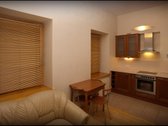 Išnuomojamas moderniai įrengtas ir pilnai - nuotraukos Nr. 2