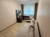 Nuomojamas dviejų kambarių butas renovuotame - nuotraukos Nr. 2