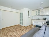 Cokoliniame Aukšte Šalia Ąžuolyno Parko - nuotraukos Nr. 3