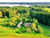 Parduodamas gražus ir saugus vienkiemis su 8