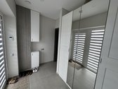 Jaukus naujas namas su kruopščiai sutvarkyta - nuotraukos Nr. 14
