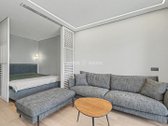 Parduodamas modernus ir šviesus 1 kambario,