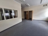 Parduodamas administracinis pastatas su žemės - nuotraukos Nr. 10