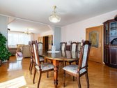 Parduodamas erdvus ir visiškai įrengtas - nuotraukos Nr. 9