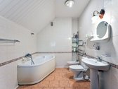 Parduodamas erdvus ir visiškai įrengtas - nuotraukos Nr. 21