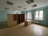 Parduodami du administraciniai pastatai su - nuotraukos Nr. 5