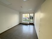 Išnuomojamos įrengtos 77 m² komercinės - nuotraukos Nr. 6