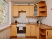 Žaliuojančių medžių apsuptyje, Karoliniškėse, - nuotraukos Nr. 3