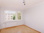 Žaliuojančių medžių apsuptyje, Karoliniškėse, - nuotraukos Nr. 9