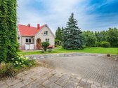 Parduodamas Erdvus Namas Su 62.68 A Žemės
