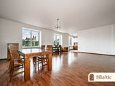 Erdvus, puikaus išdėstymo butas su vaizdais į - nuotraukos Nr. 7