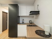 Modernus butas Naujamiestyje - šalia - nuotraukos Nr. 2