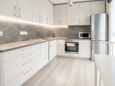 Išnuomojamas Modernus 2 Kambarių Butas Su - nuotraukos Nr. 5