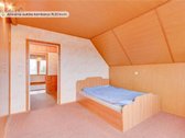 Parduodamas dviejų aukštų namas su erdviu 25 - nuotraukos Nr. 14