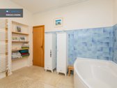 Parduodamas Itin Erdvus Gyenamasis Namas Su - nuotraukos Nr. 34
