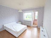 Parduodamas erdvus 3 kambarių butas puikioje