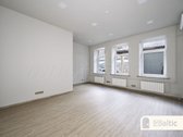 Patalpos pirmame aukšte, turi 3 atskirus įėjimus. - nuotraukos Nr. 10