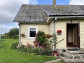 Sutvarkyta, prižiūrėta sodyba ypatingai - nuotraukos Nr. 3