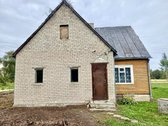 Namas randasi gyvenvietės pradžioje. - nuotraukos Nr. 5