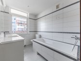 Parduodamas erdvus dievjų kambarių butas - nuotraukos Nr. 15
