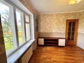Parduodamas erdvus dviejų aukštų namas - nuotraukos Nr. 16