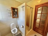 Parduodamas erdvus dviejų aukštų namas - nuotraukos Nr. 18