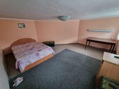 Parduodama pusę namo. Pirmas 45m2, rūsys 55m2. - nuotraukos Nr. 4