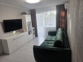 Parduodamas erdvus ir šviesus 3 kambarių - nuotraukos Nr. 2