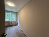 Parduodamas pilnai atnaujintas trijų kambarių - nuotraukos Nr. 6
