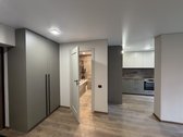 Parduodamas pilnai atnaujintas trijų kambarių - nuotraukos Nr. 8