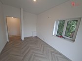 Parduodamas jaukus dviejų aukštų sodo namas - nuotraukos Nr. 13