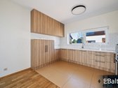 Parduodamas puikiai įrengtas 4 kambarių namas - nuotraukos Nr. 14