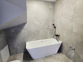 Liko paskutinis pilnos apdailos namas (kairė - nuotraukos Nr. 12