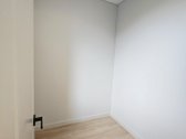 Liko paskutinis pilnos apdailos namas (kairė - nuotraukos Nr. 20