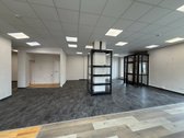 Nuomojamos 175 M² Komercinės Patalpos - nuotraukos Nr. 9