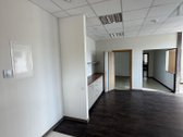 Nuomojamos 300 m2 ofiso patalpos ir 1500 m2 - nuotraukos Nr. 14