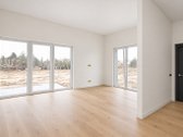 Modernaus fasado sublokuotas namas. Pilnos - nuotraukos Nr. 7