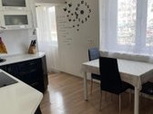 Išnuomojamas tvarkingas 2,5 kambario butas - nuotraukos Nr. 3