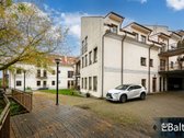 Erdvus keturių kambarių butas su balkonu ir - nuotraukos Nr. 27