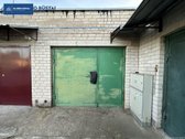 Parduodamas didelis kampinis garažas Bangų - nuotraukos Nr. 5