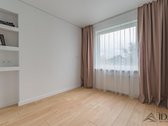 Parduodamas jaukus ir šviesus trijų kambarių - nuotraukos Nr. 17