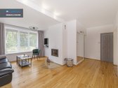 Parduodamas erdvus trijų kambarių butas - nuotraukos Nr. 2