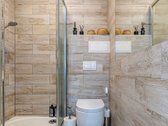 Parduodamas erdvus trijų kambarių butas - nuotraukos Nr. 11