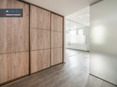 Modernios administracinės paskirties patalpos - nuotraukos Nr. 17