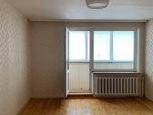 Naujamiestyje, Savanorių pr. pradžioje - nuotraukos Nr. 2