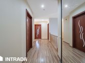 225 M² Gyvenamasis Namas Su Pirtimi, Garažu - nuotraukos Nr. 25