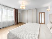 Parduodamas Erdvus, Renovuotas Namas Ramioje - nuotraukos Nr. 25