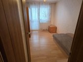 Parduodamas erdvus 3 kambarių butas su holu - nuotraukos Nr. 9
